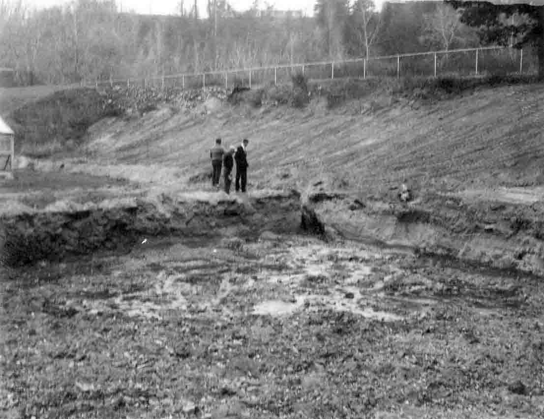 Richs Dugway rebuliding digester cover1962 (5)